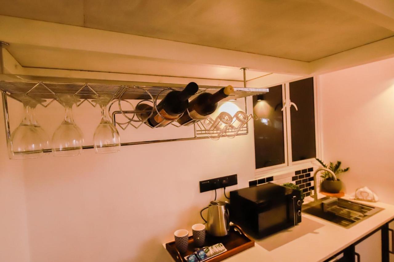 Stairway Way To Heaven Appartement Ambalangoda  Buitenkant foto